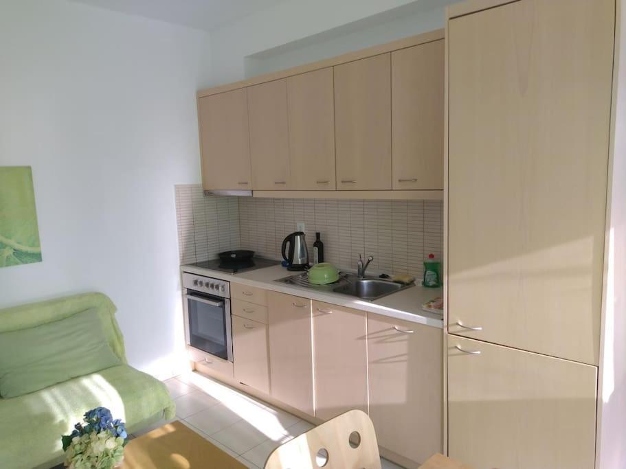One Bedroom Apartment With Pool プラキアス エクステリア 写真